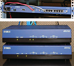 本社側に設置された RTX1500、RTV700（写真下）と RT250i（写真上）